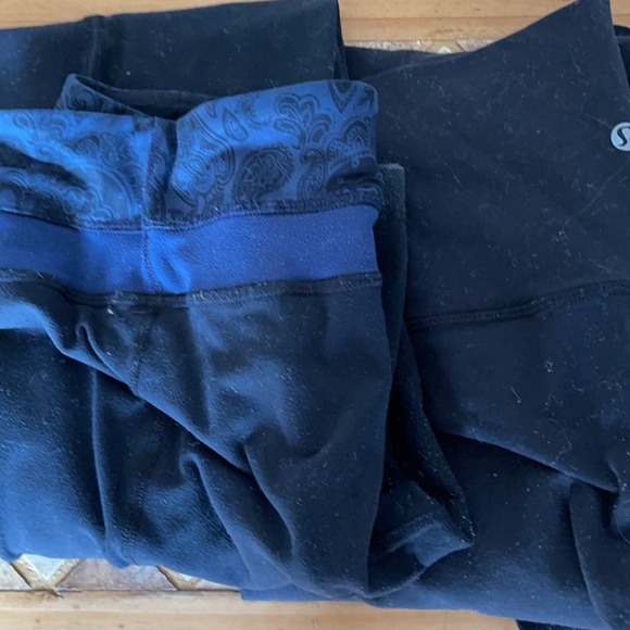 Bundle of 5 Lululemon pants/capri🥰🥰 - Picture 2 of 2